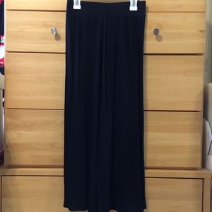 Long black maxi skirt
